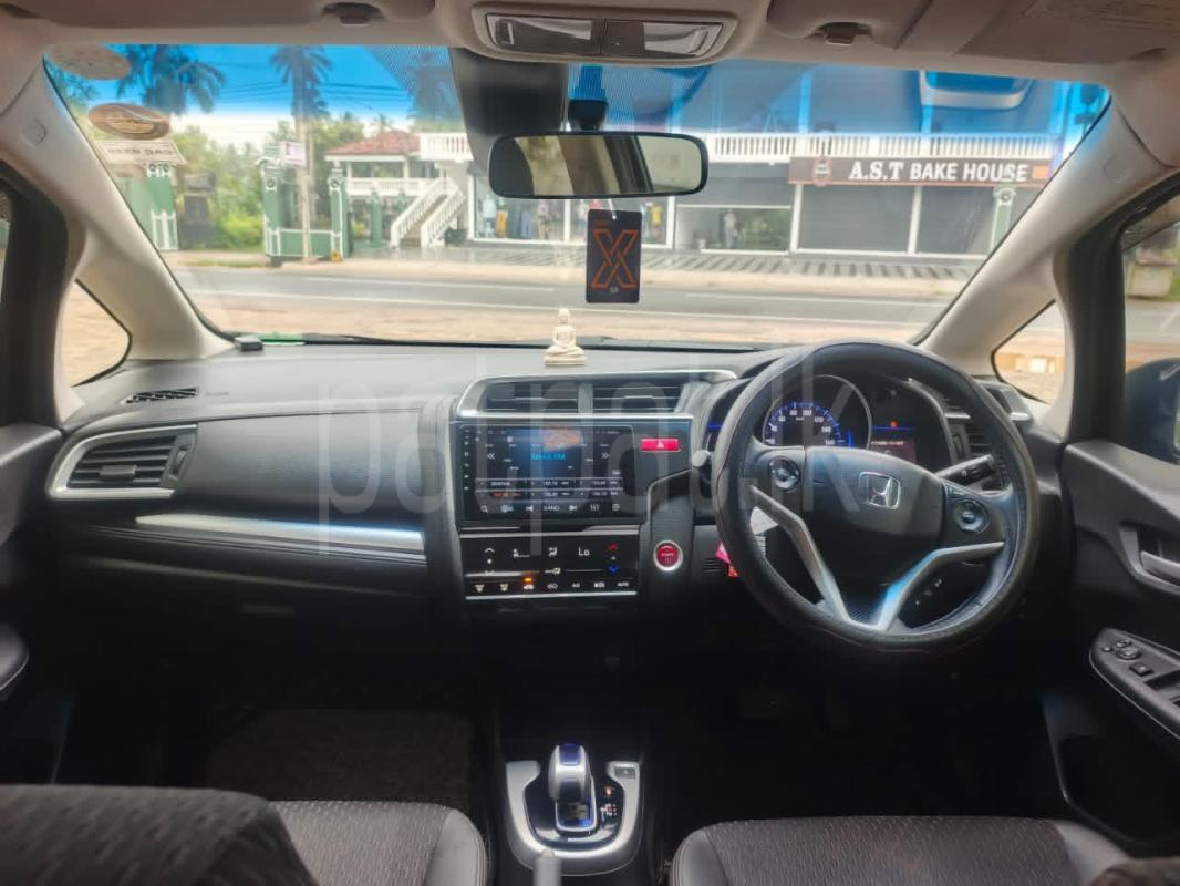 Honda Fit 2013 - பயன்படுத்தப்பட்டது கார் sale in Sri Lanka - patpat.lk