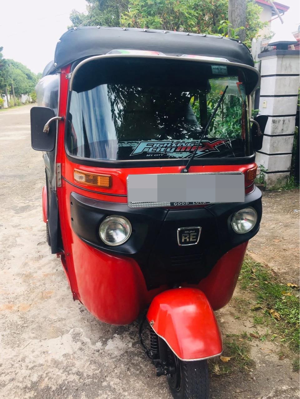 Bajaj Three Wheel 2016 ads-image-1