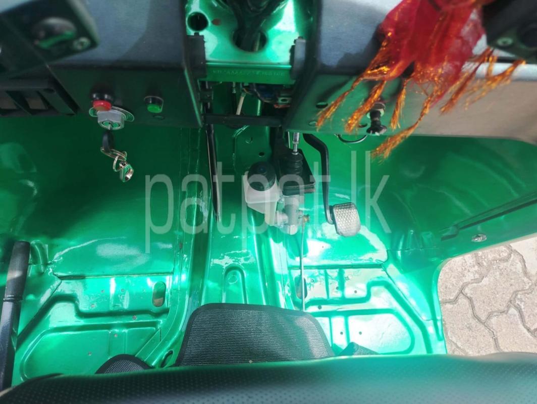 Bajaj 4 stroke 2010 - பயன்படுத்தப்பட்டது முச்சக்கர வண்டி sale in Sri Lanka - patpat.lk