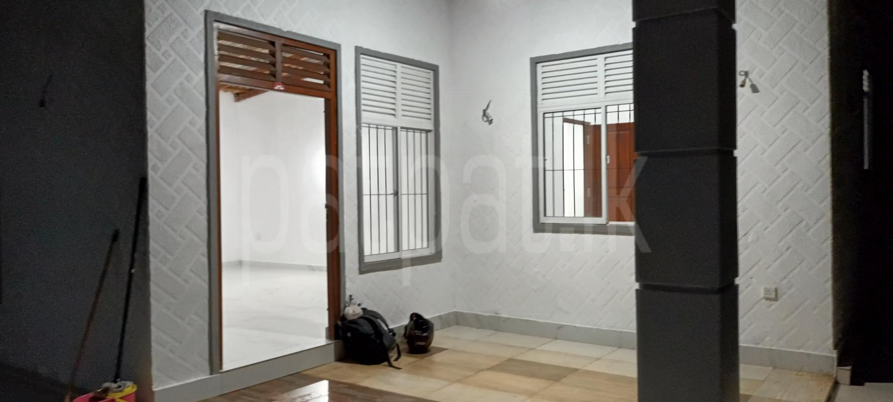 Advertisement image 10