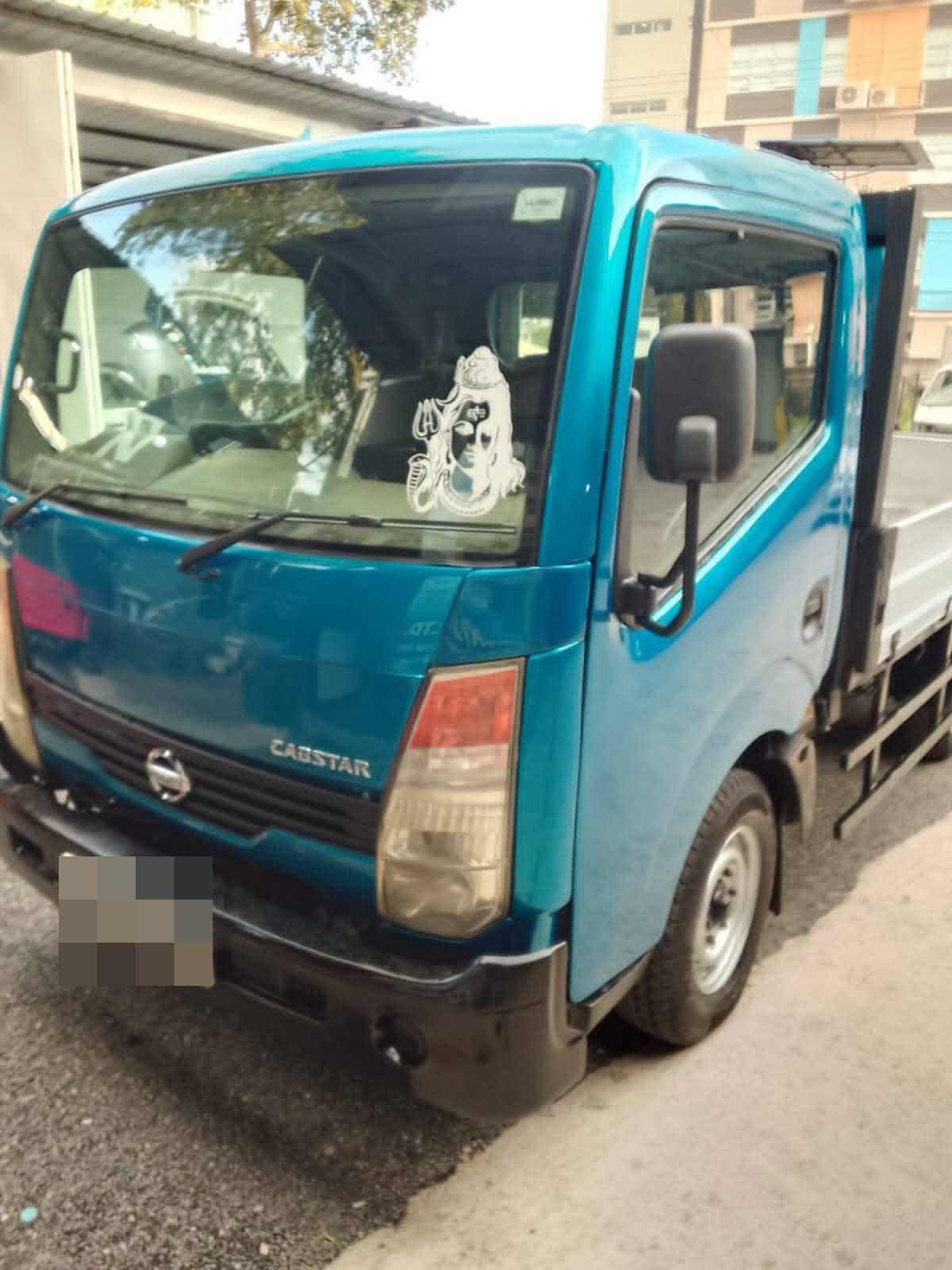 Nissan Cabstar 2007 - பயன்படுத்தப்பட்டது டிரக் sale in Sri Lanka - patpat.lk