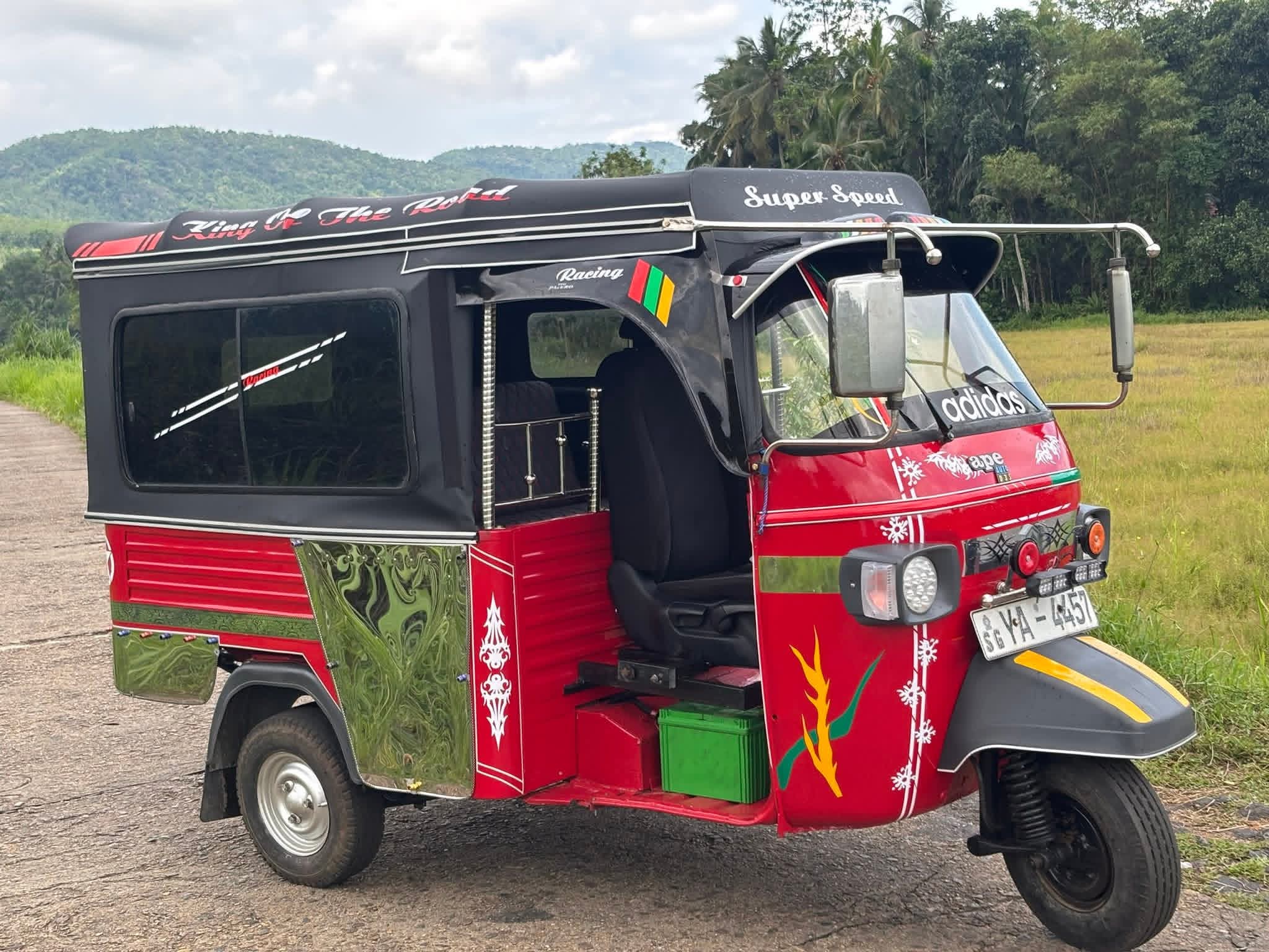 Piaggio Three Wheel 2010 - பயன்படுத்தப்பட்டது முச்சக்கர வண்டி sale in Sri Lanka - patpat.lk