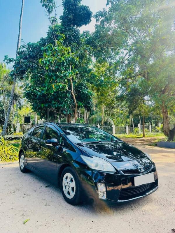 Toyota Prius 2011 - Used Car sale in Sri Lanka - patpat.lk