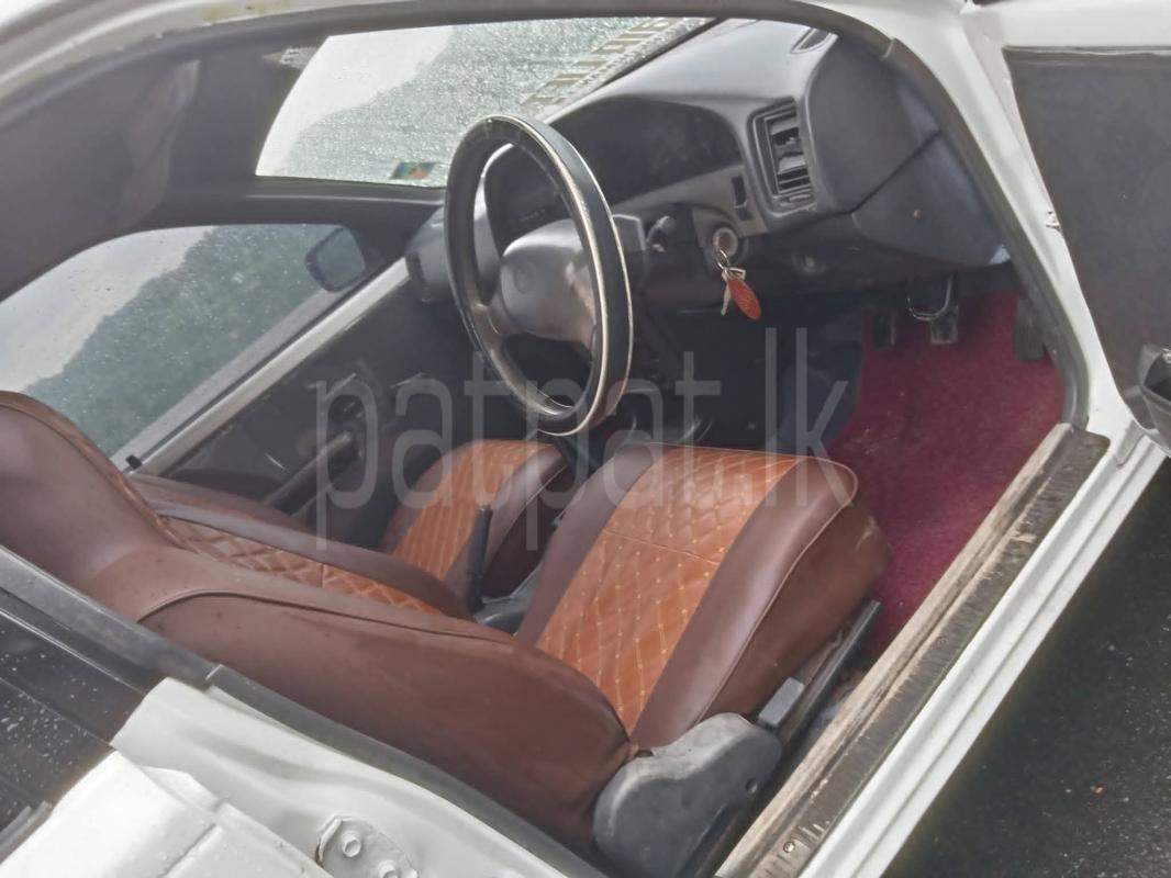 Toyota Corolla 1990 - பயன்படுத்தப்பட்டது கார் sale in Sri Lanka - patpat.lk