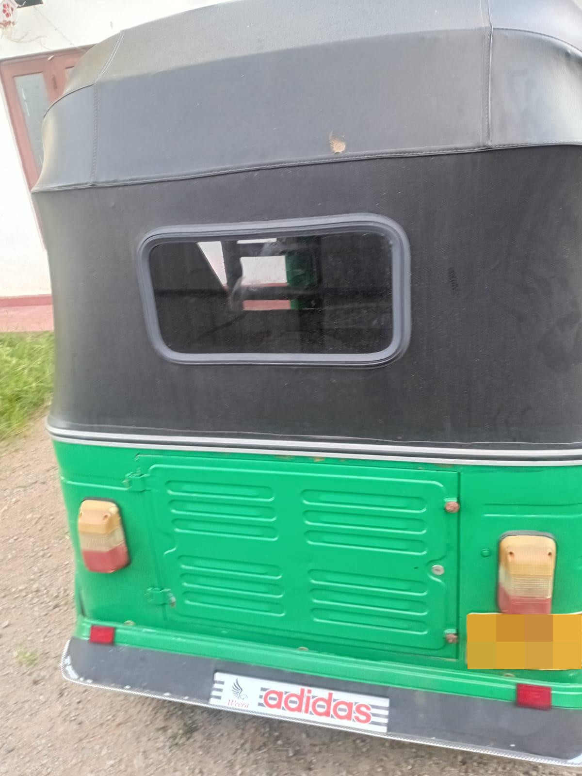 Bajaj Three Wheel 2007 - භාවිතා කරන ලද ත්‍රිරෝද රථය sale in Sri Lanka - patpat.lk