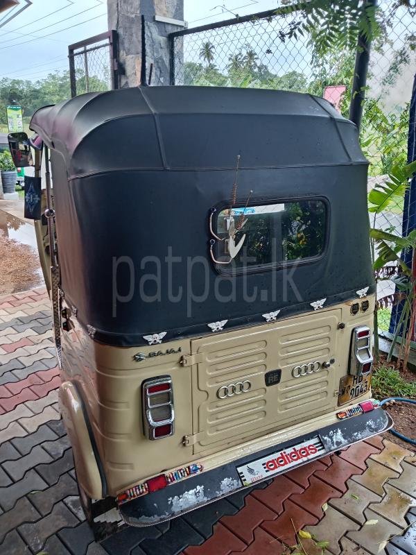 Bajaj Three Wheel 2003 - மறுசீரமைக்கப்பட்டது முச்சக்கர வண்டி sale in Sri Lanka - patpat.lk