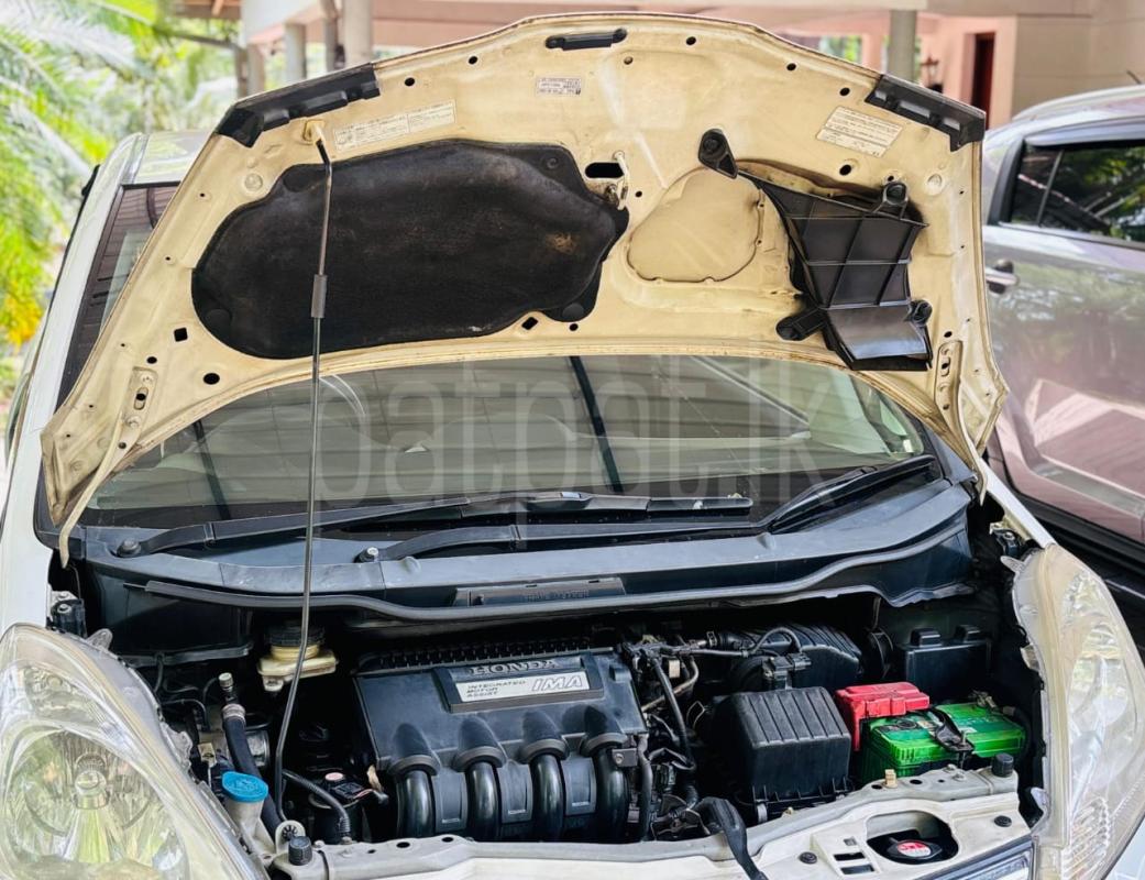 Advertisement image 6