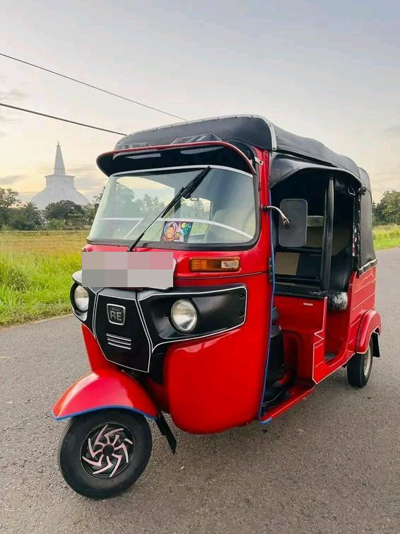 Bajaj Three Wheel 2017 - Used Three wheeler sale in Sri Lanka - patpat.lk
