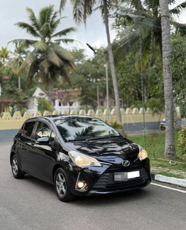 Toyota Vitz 2010 - பயன்படுத்தப்பட்டது கார் sale in Sri Lanka - patpat.lk