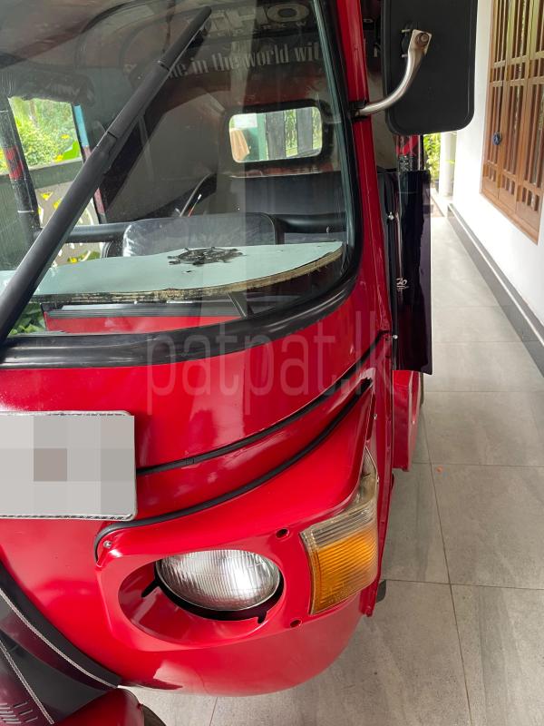 Bajaj Three Wheel 2010 - பயன்படுத்தப்பட்டது முச்சக்கர வண்டி sale in Sri Lanka - patpat.lk