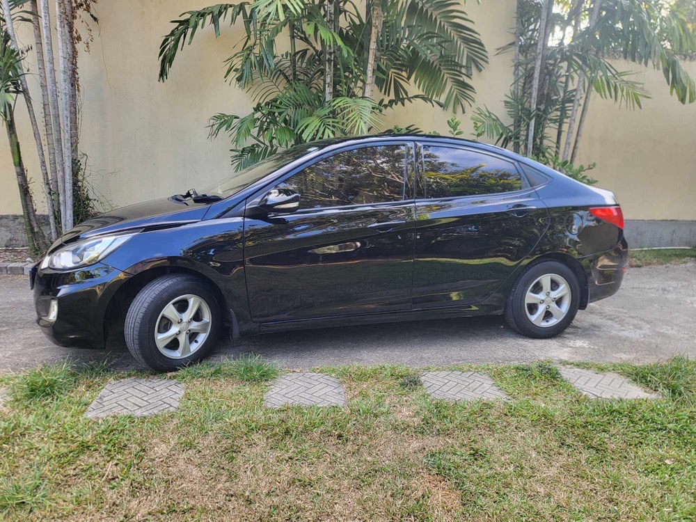Hyundai Accent 2012 - Used Car sale in Sri Lanka - patpat.lk