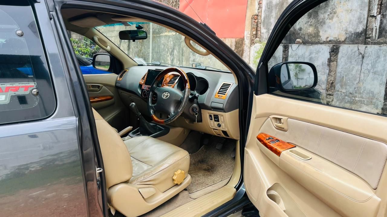 Toyota Hilux 2009 - பயன்படுத்தப்பட்டது சரக்கு போக்குவரத்து sale in Sri Lanka - patpat.lk