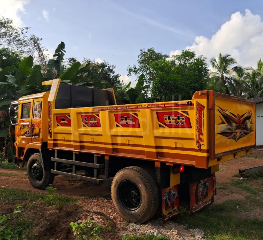 Advertisement image 4