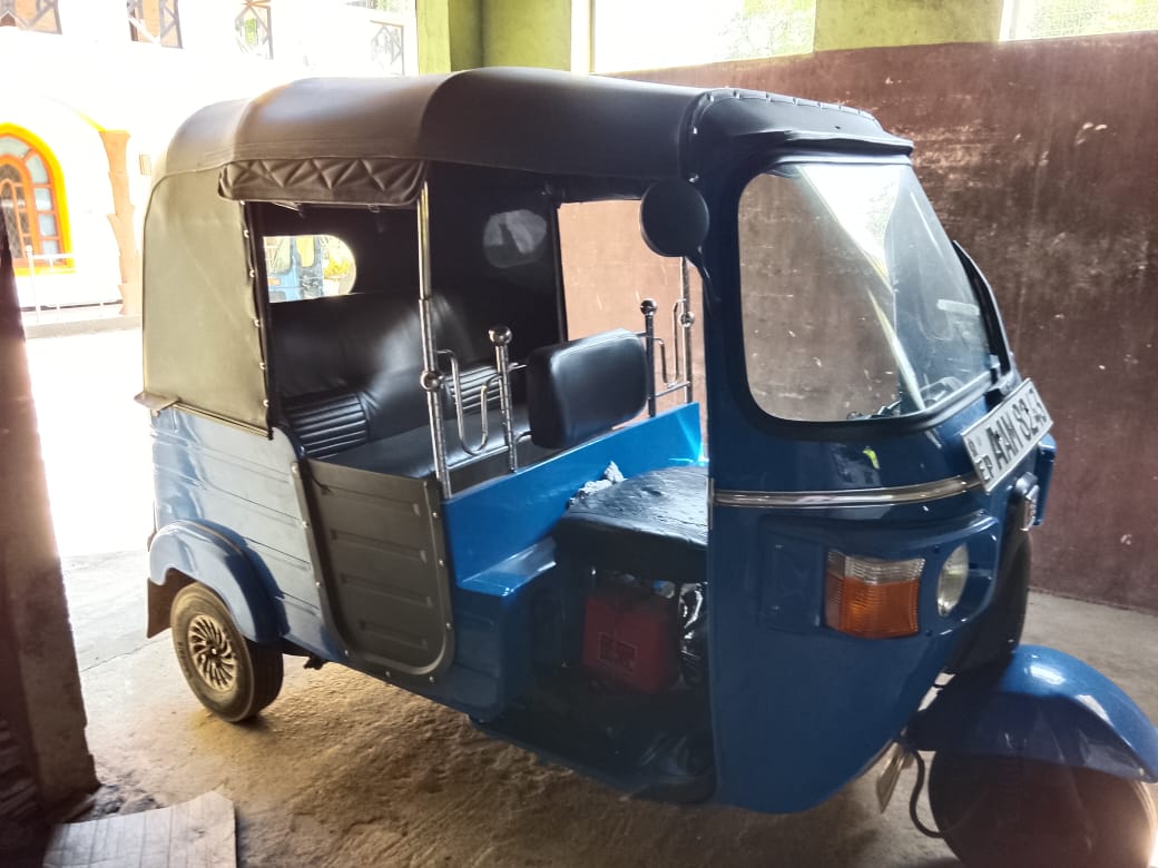 Bajaj TRICS 2013 - භාවිතා කරන ලද ත්‍රිරෝද රථය sale in Sri Lanka - patpat.lk