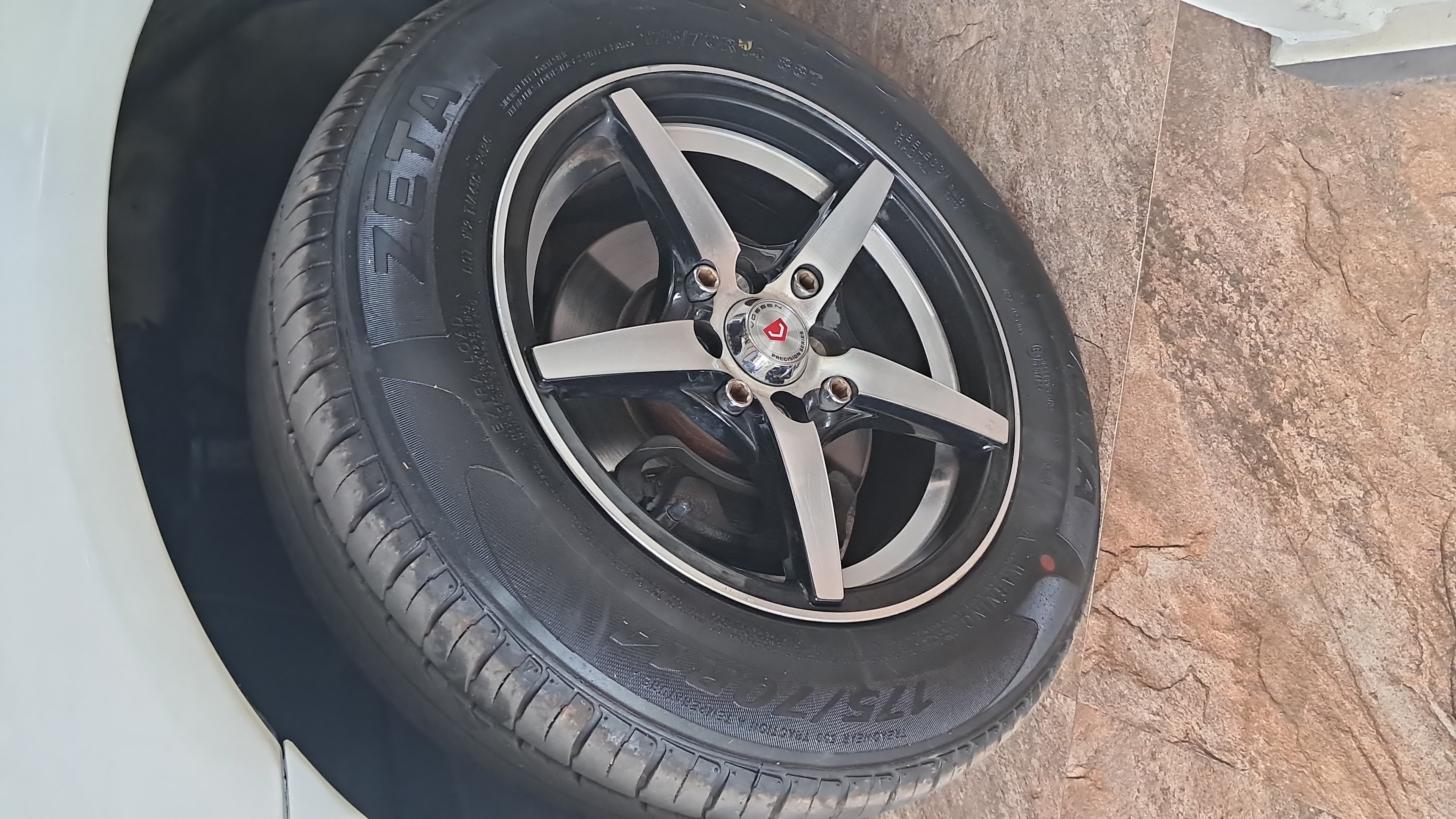 Advertisement image 4