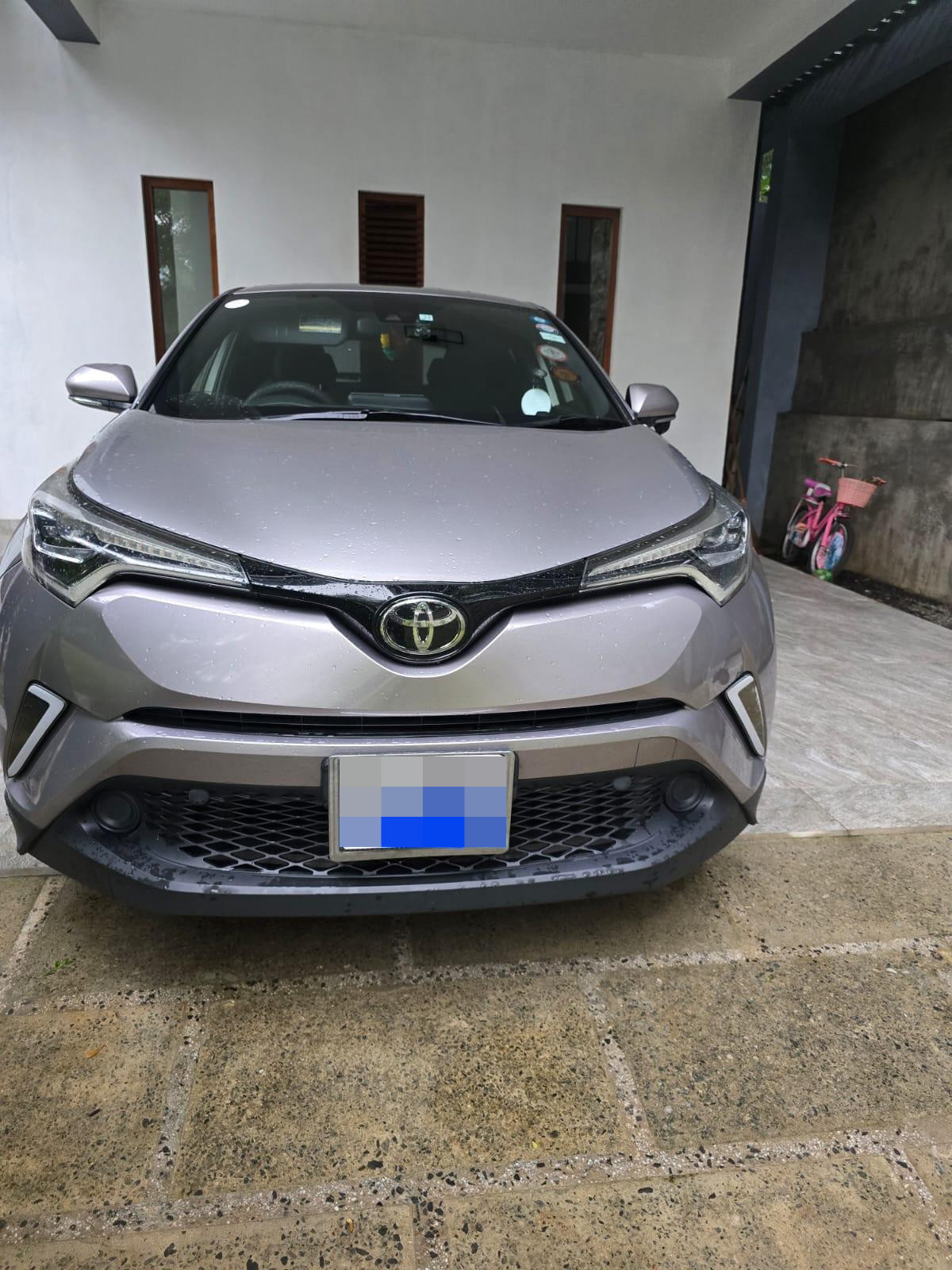 Toyota CHR 2015 - பயன்படுத்தப்பட்டது SUV sale in Sri Lanka - patpat.lk
