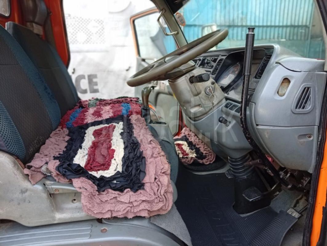 Mitsubishi Canter 1997 ads-image-1