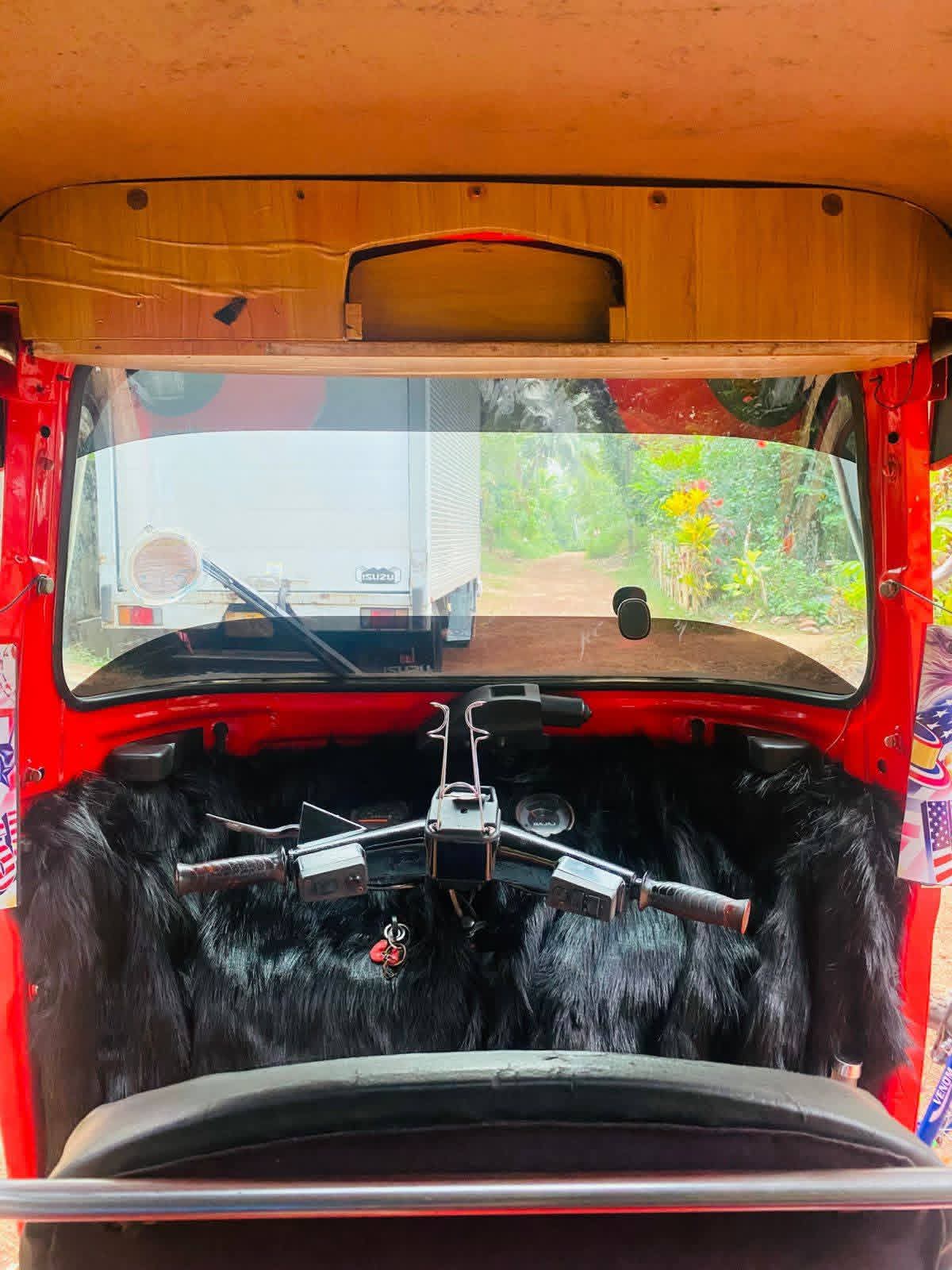 Bajaj Three Wheel 2014 - Used Three wheeler sale in Sri Lanka - patpat.lk