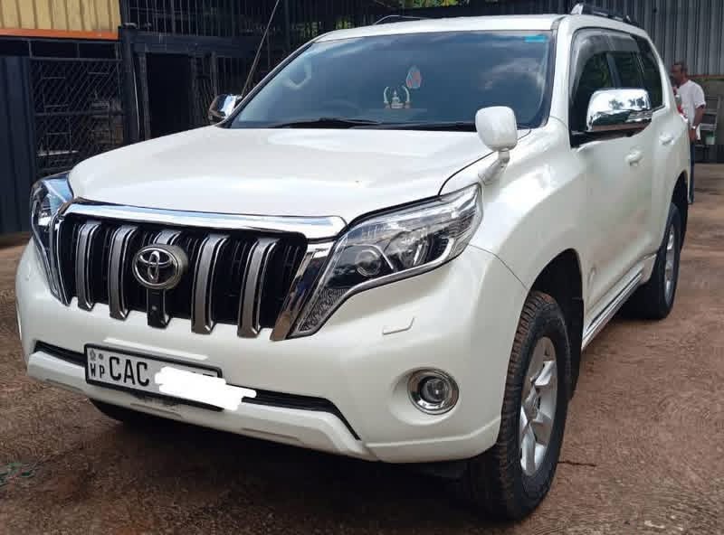Toyota Land Cruiser Prado 2017 - Used SUV sale in Sri Lanka - patpat.lk
