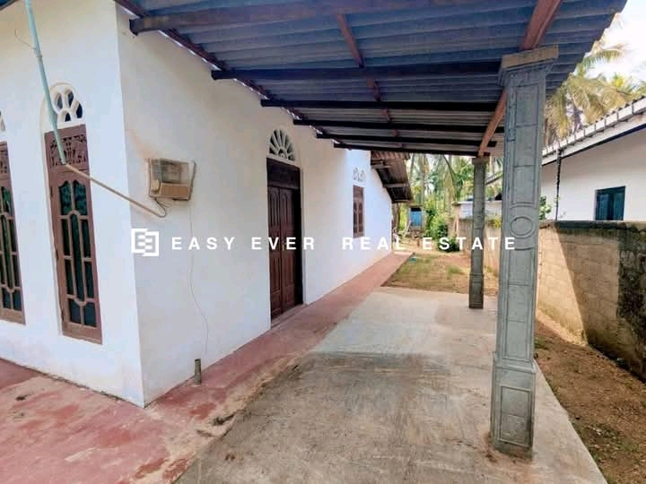 House for Sale in Giriulla
