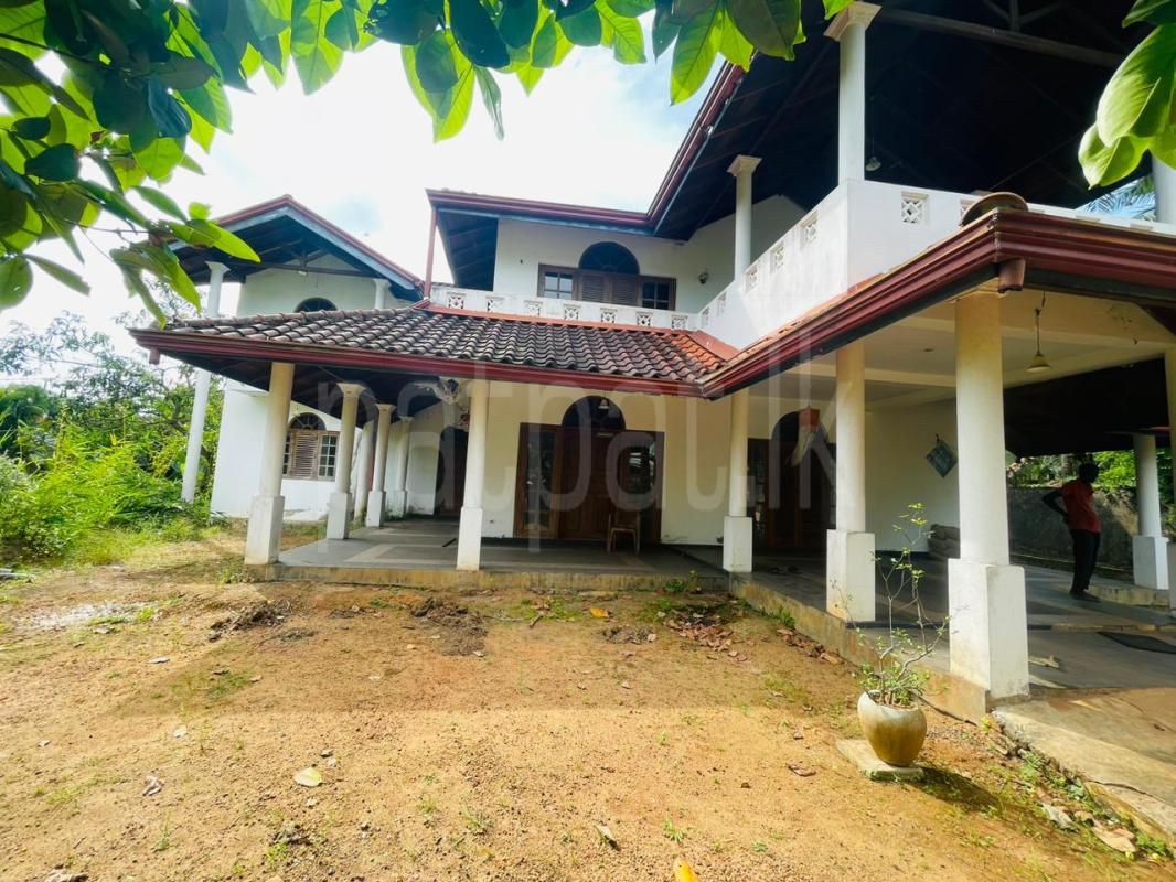 House for Sale in Makola