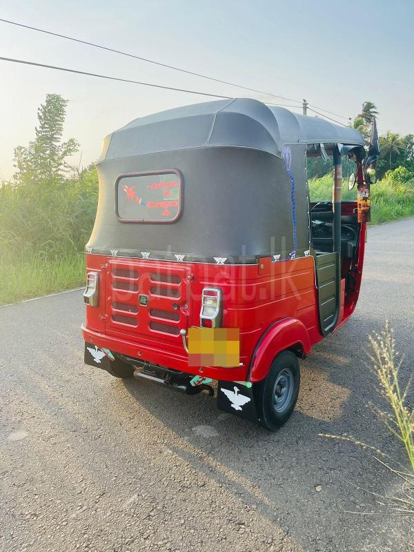 Bajaj 4 stroke 2019 - Used Three wheeler sale in Sri Lanka - patpat.lk