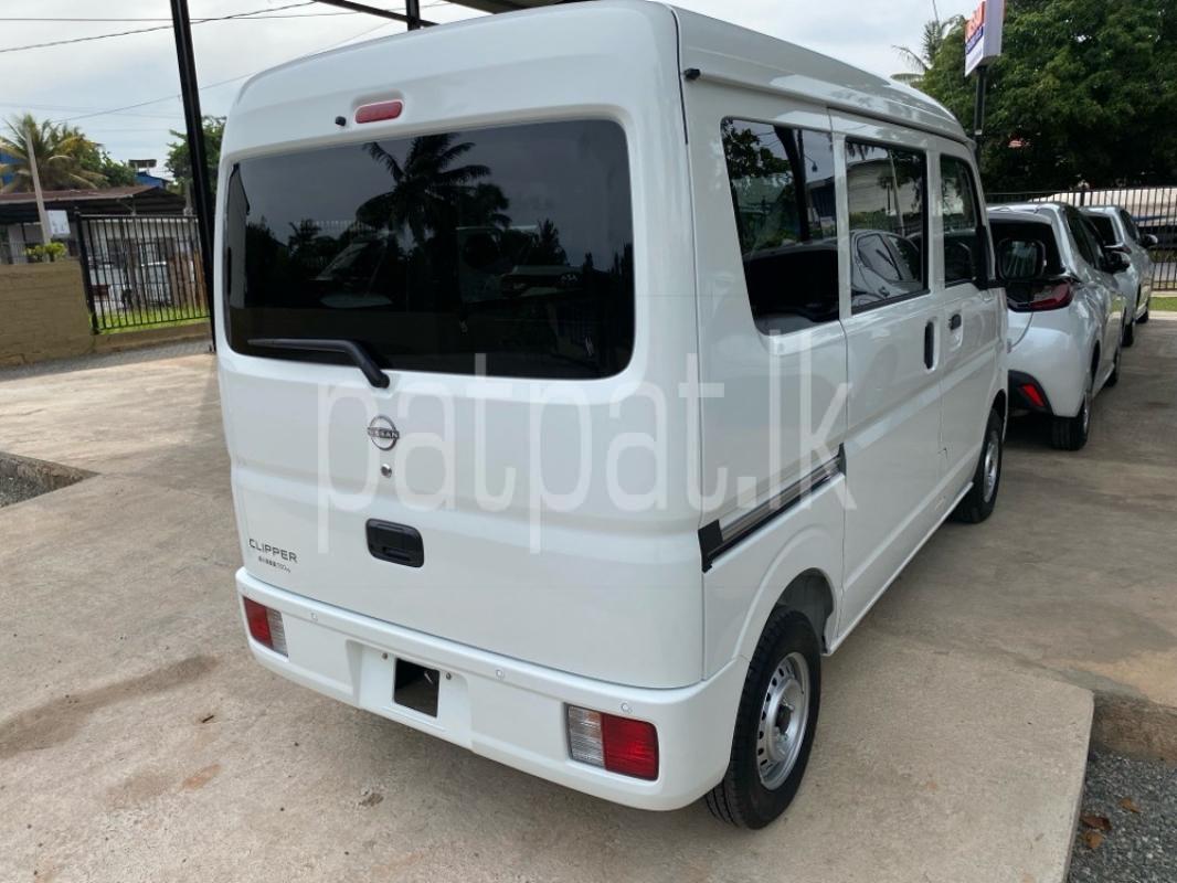 Advertisement image 6