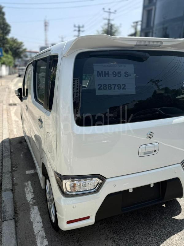 Advertisement image 4