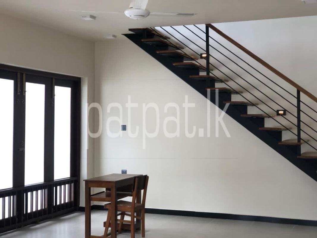 House for Sale in Koswatta