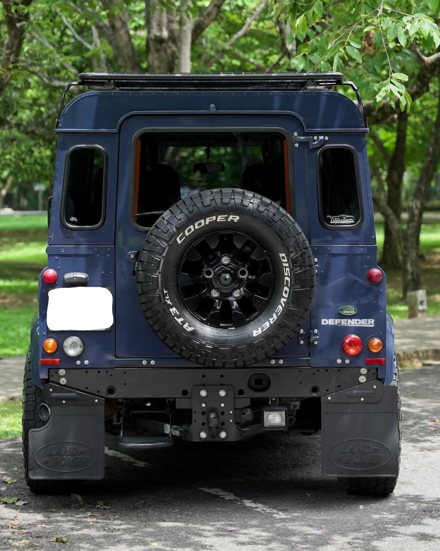 Land Rover Defender 2015 - பயன்படுத்தப்பட்டது SUV sale in Sri Lanka - patpat.lk