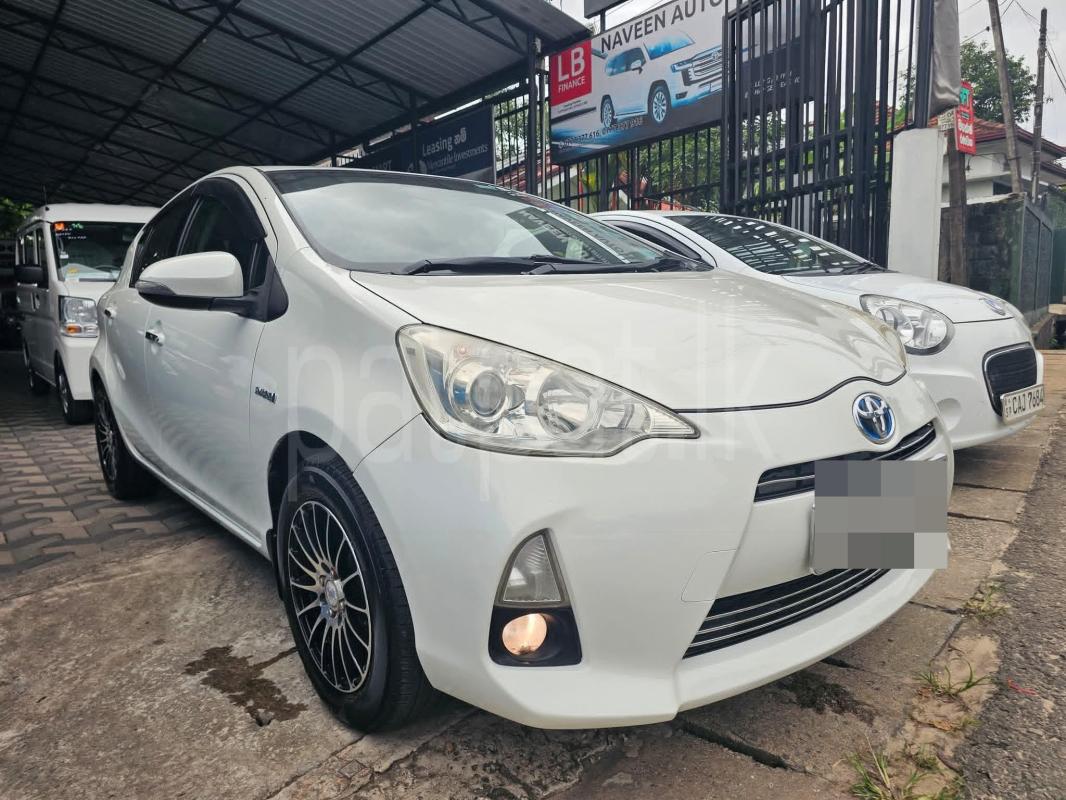 Toyota Aqua 2012 - பயன்படுத்தப்பட்டது கார் sale in Sri Lanka - patpat.lk