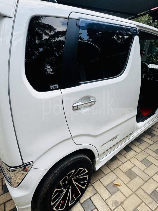 Advertisement image 1