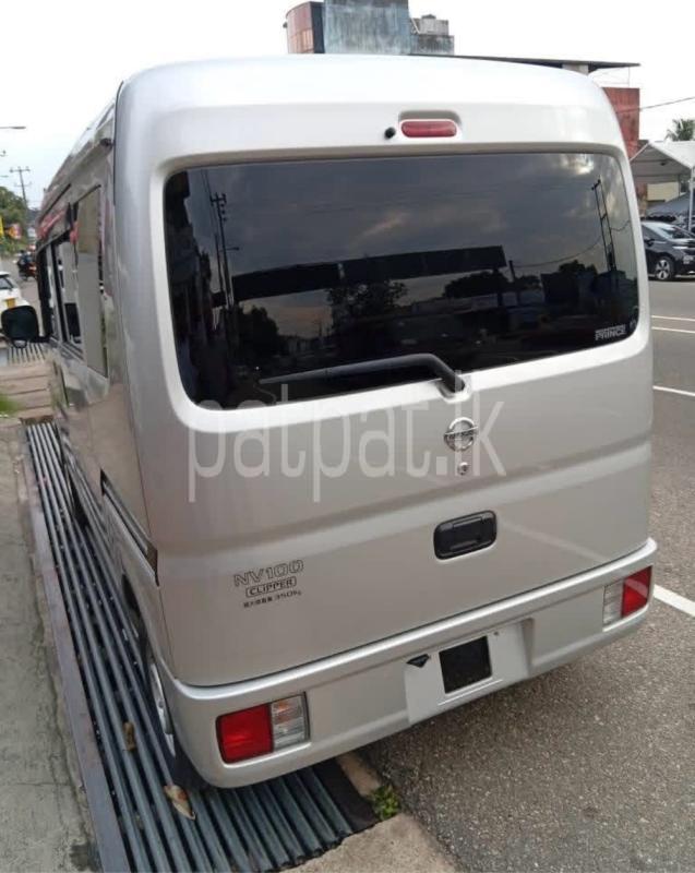 Advertisement image 5