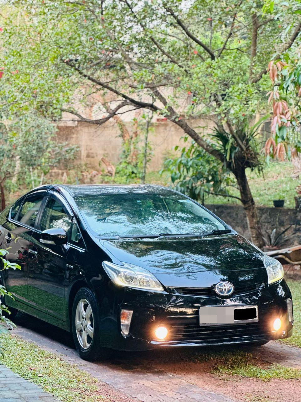 Toyota Prius 2013 ads-image-1