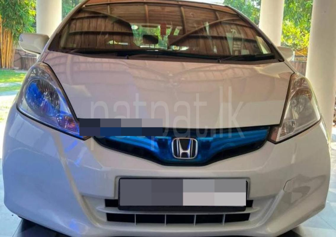 Honda Fit 2014 - பயன்படுத்தப்பட்டது கார் sale in Sri Lanka - patpat.lk
