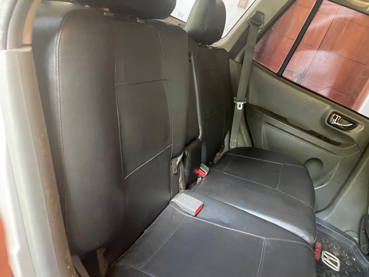 Hyundai Santa Fe 2003 - பயன்படுத்தப்பட்டது SUV sale in Sri Lanka - patpat.lk