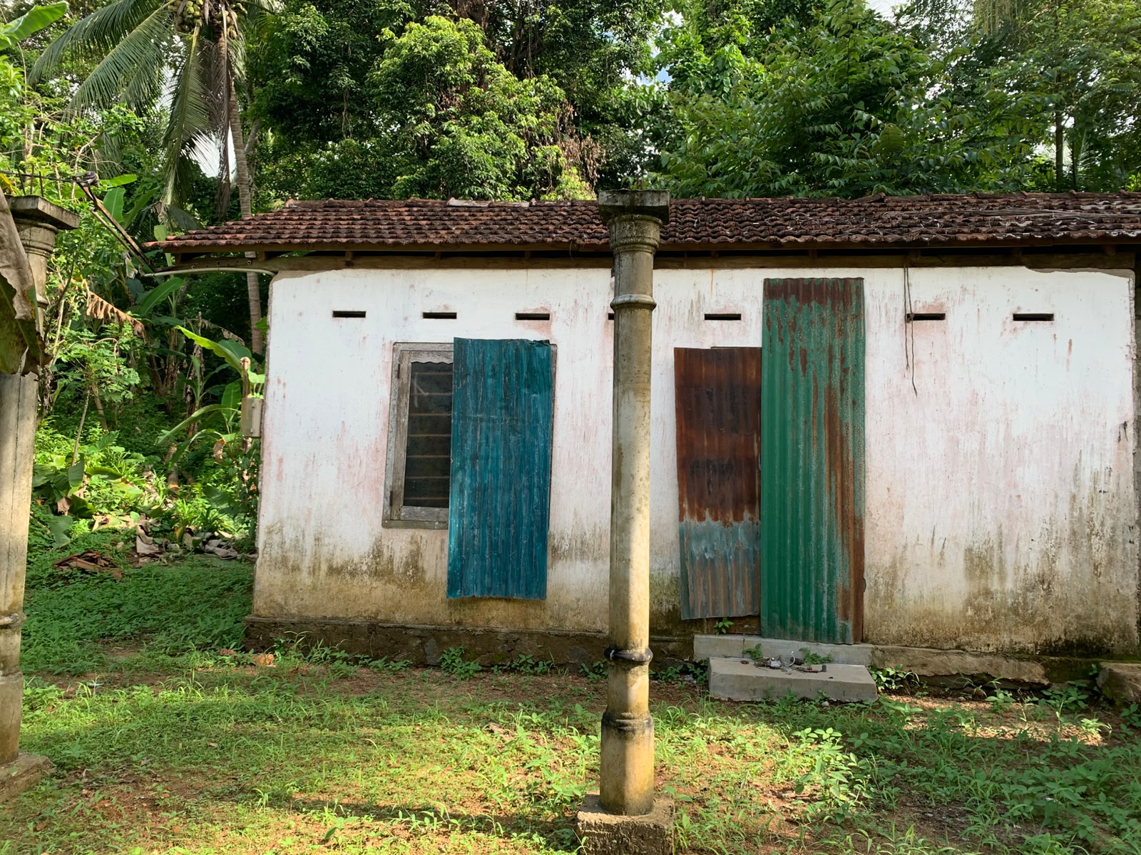 Residential Land for Sale in Waharaka