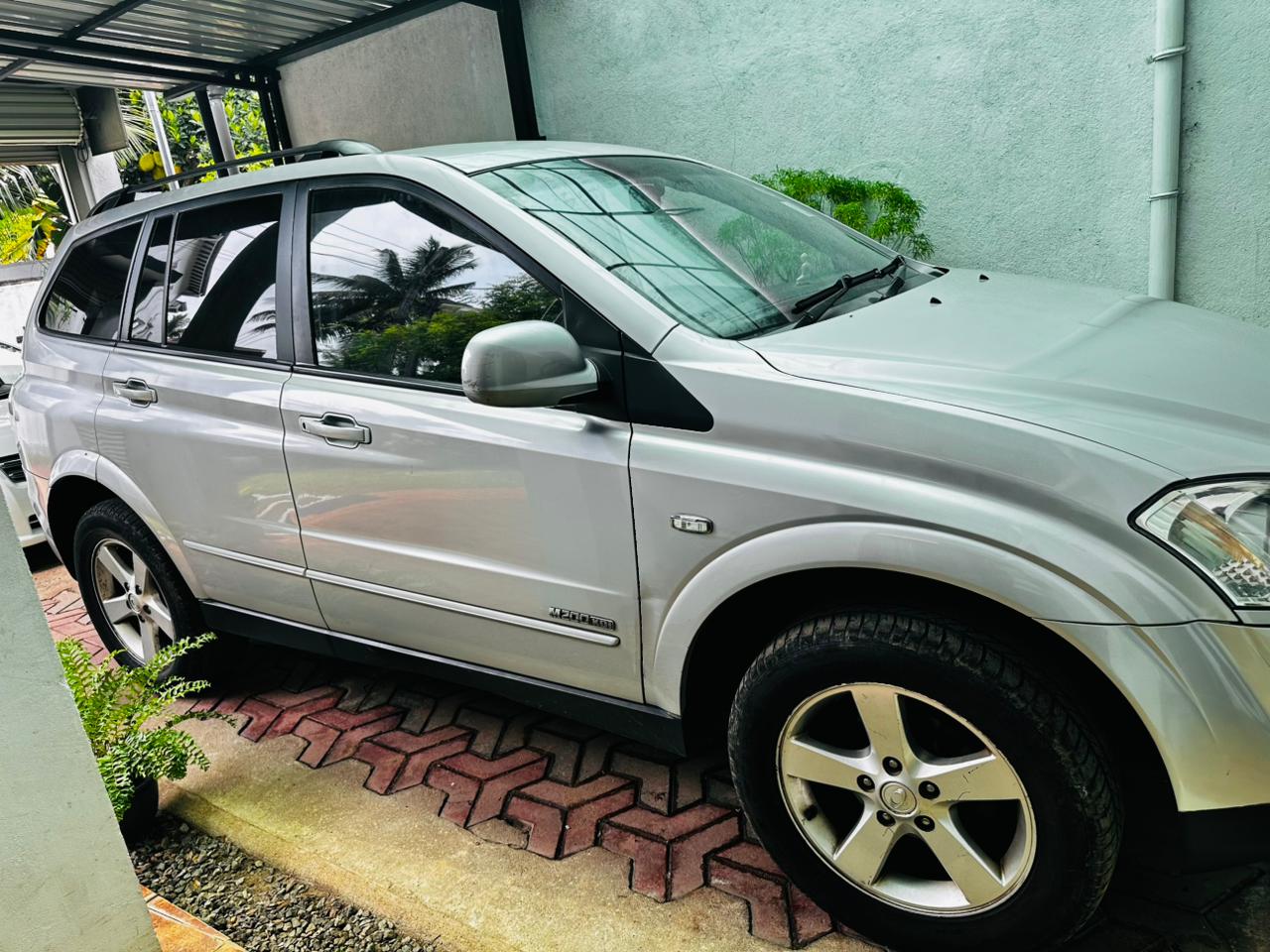 Micro Kyron 2012 - Used SUV sale in Sri Lanka - patpat.lk