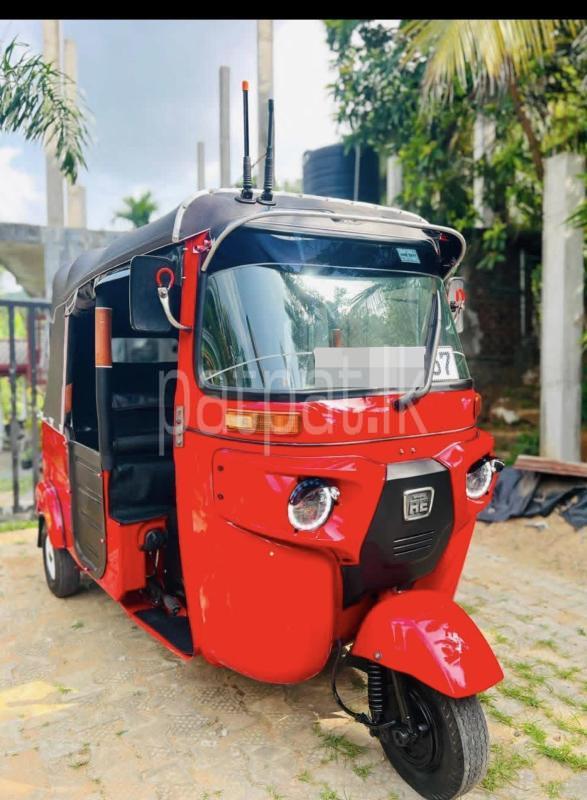 Bajaj 4 stroke 2016 - භාවිතා කරන ලද ත්‍රිරෝද රථය sale in Sri Lanka - patpat.lk