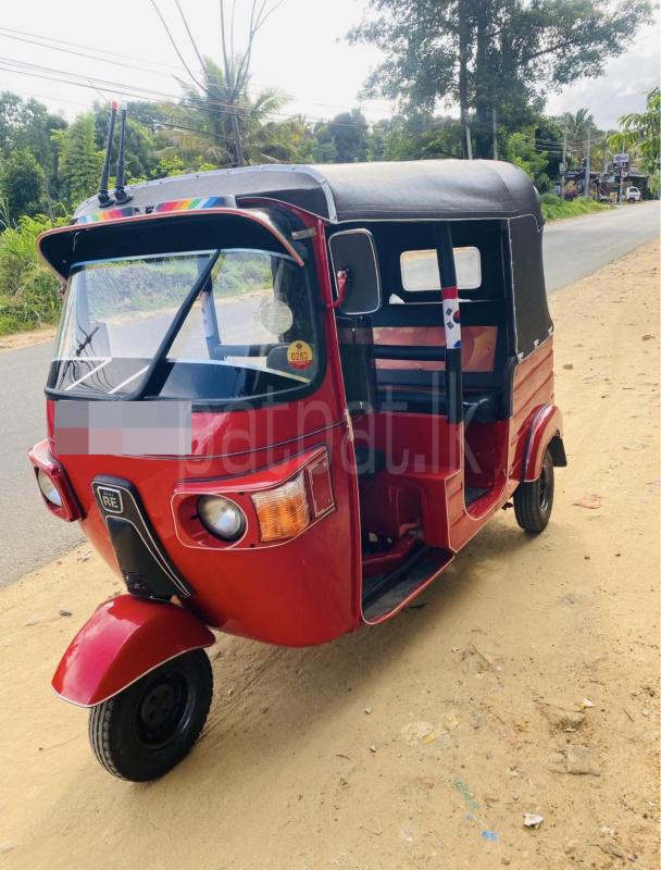 Bajaj Three Wheel 2011 - பயன்படுத்தப்பட்டது முச்சக்கர வண்டி sale in Sri Lanka - patpat.lk