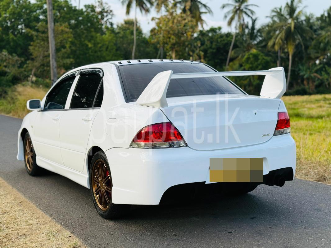 Advertisement image 3