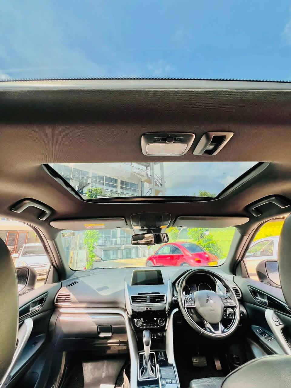 Mitsubishi Eclipse Cross 2018 - பயன்படுத்தப்பட்டது SUV sale in Sri Lanka - patpat.lk