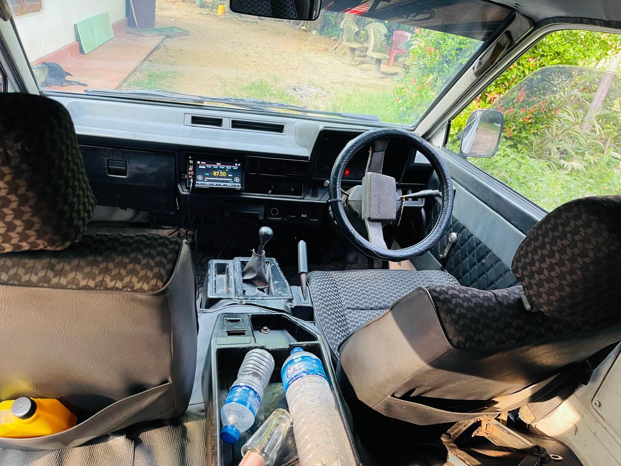 Toyota LiteAce 1991 - Used Van sale in Sri Lanka - patpat.lk