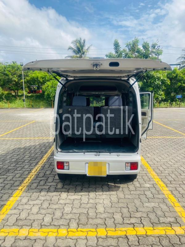 Advertisement image 3