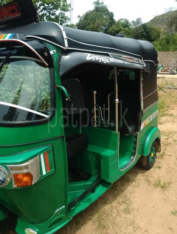 Bajaj Three Wheel 2011 - பயன்படுத்தப்பட்டது முச்சக்கர வண்டி sale in Sri Lanka - patpat.lk