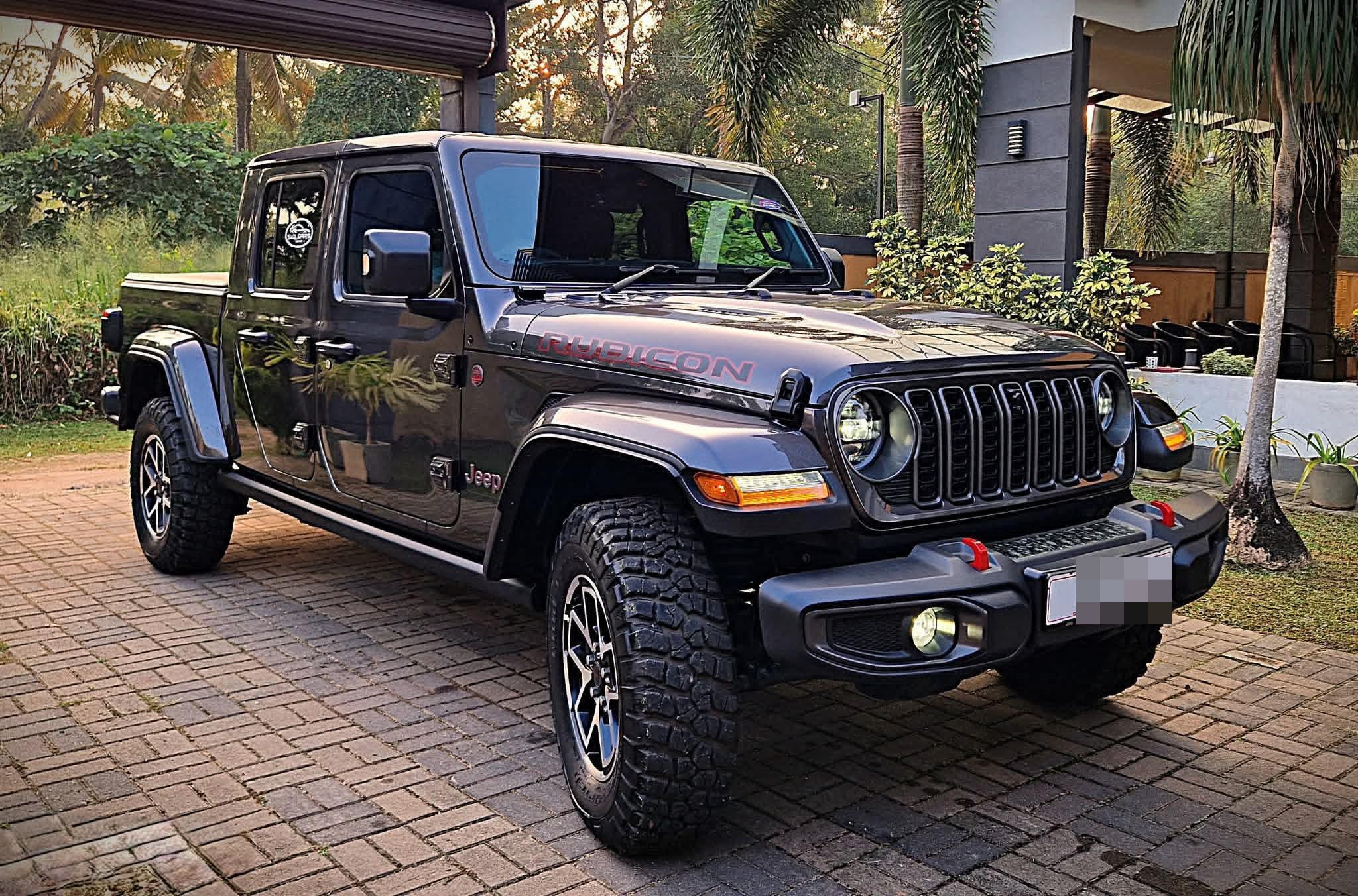 Jeep Wrangler 2025 - பயன்படுத்தப்பட்டது சரக்கு போக்குவரத்து sale in Sri Lanka - patpat.lk