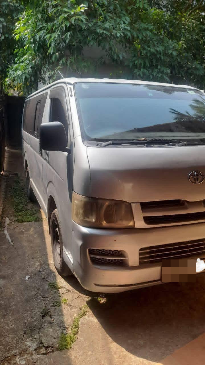 Toyota Hiace 2007 - Used Van sale in Sri Lanka - patpat.lk