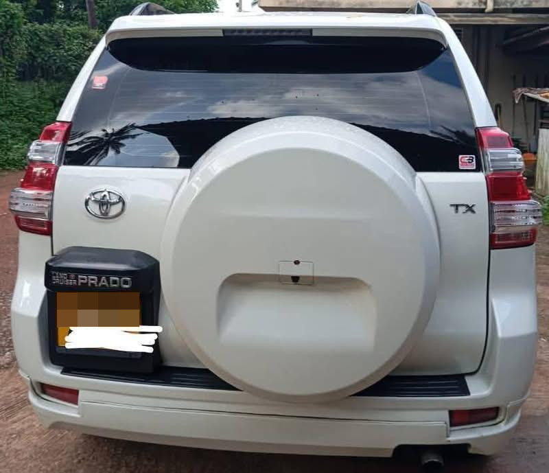 Toyota Land Cruiser 2013 - பயன்படுத்தப்பட்டது SUV sale in Sri Lanka - patpat.lk