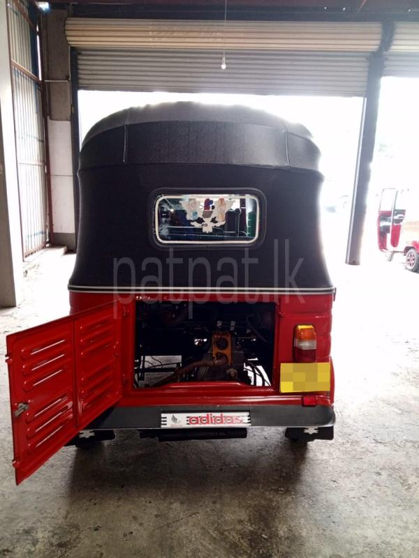 Bajaj Three Wheel 2012 - பயன்படுத்தப்பட்டது முச்சக்கர வண்டி sale in Sri Lanka - patpat.lk
