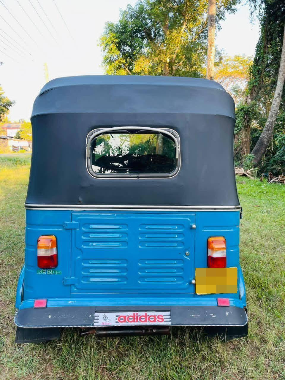 Bajaj Three Wheel 2013 - Used Three wheeler sale in Sri Lanka - patpat.lk